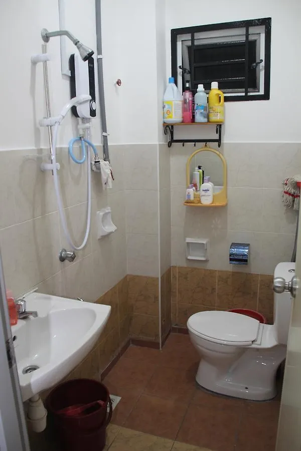 Eden Homestay Jb 伊甸园休闲民宿 Johor Bahru